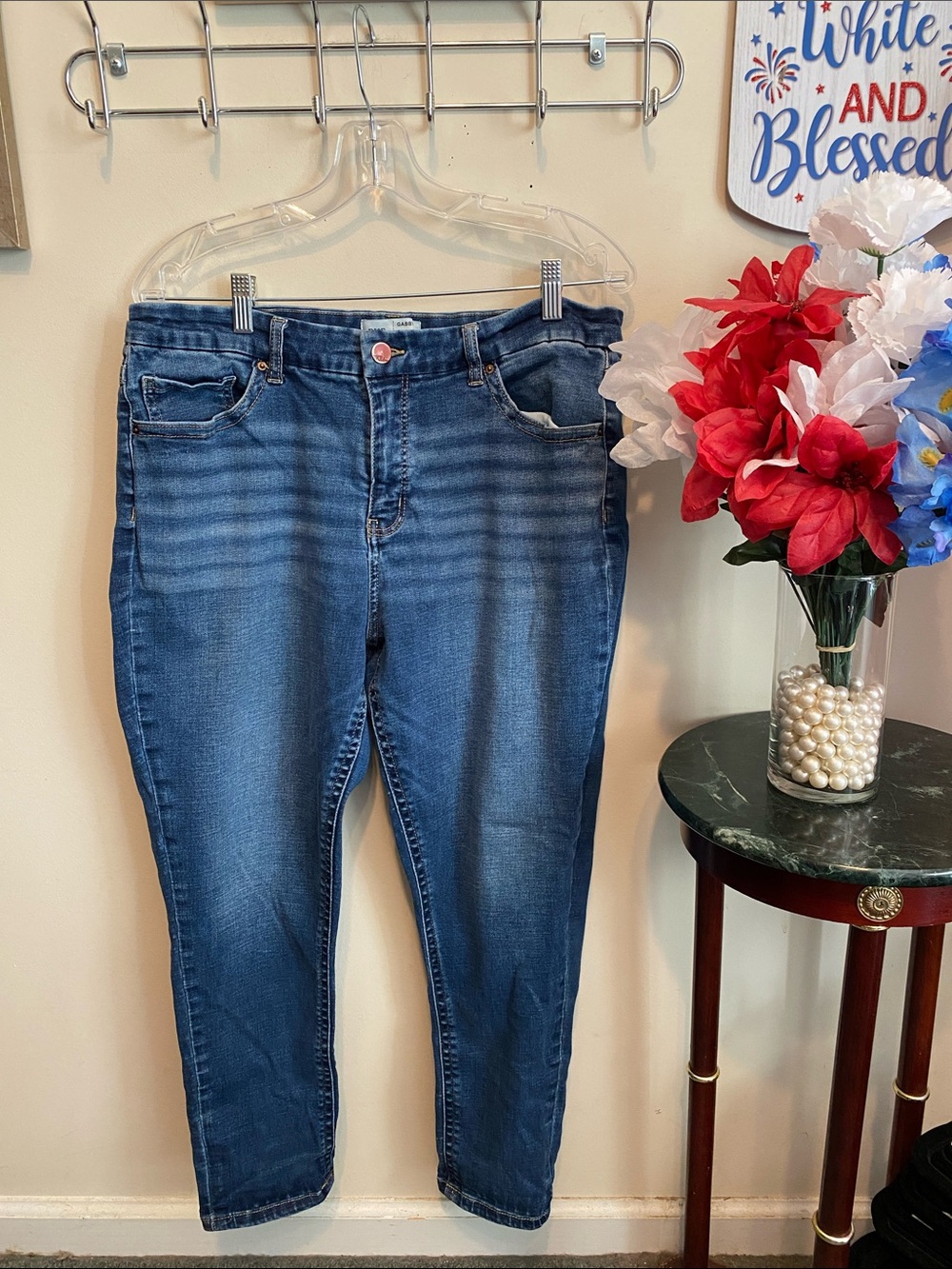 BKE Women's Dark Blue Stretch 5 Pocket Cropped Jeans Size 34